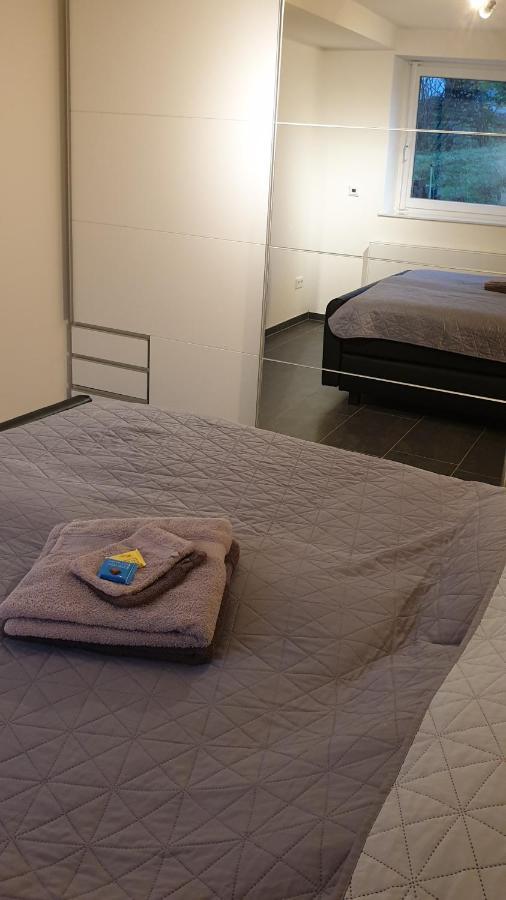 Souterrainwohnung Im Grünen *