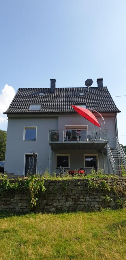 Souterrainwohnung Im Grünen *